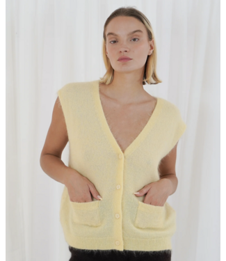 TWNS Castlerock  sleeveless buttoned cardigan Butter Yellow