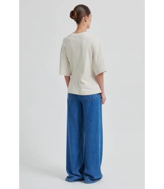 Second Female Second Female Enora Brooch Tee Soft Beige