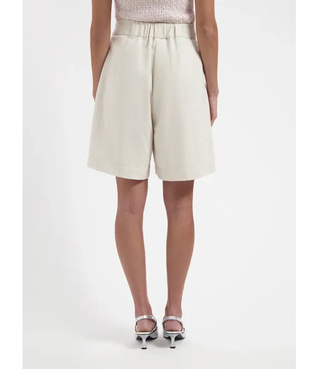 Nous Sommes Labels Nous Sommes Labels Blair Shorts  Off White