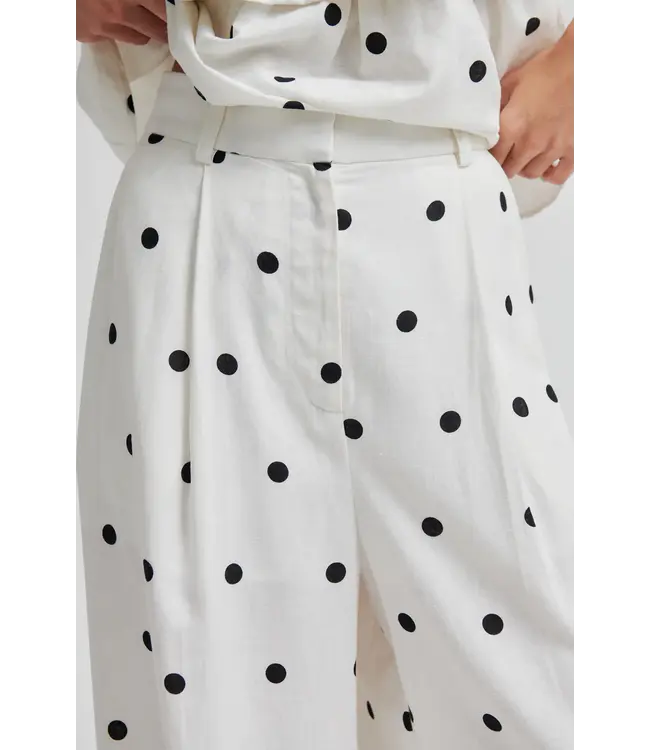 Second Female Second female Salliy Trousers White Alyssum