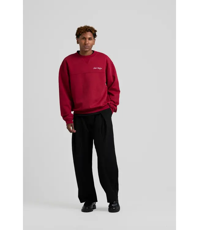 Arbor Antwerp Arbor Antwerp Cursive Crewneck Burgundy