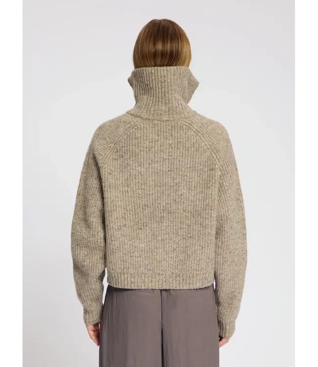 Nous Sommes Labels Nous Sommes Labels Clairie High Zip Cardigan Sand