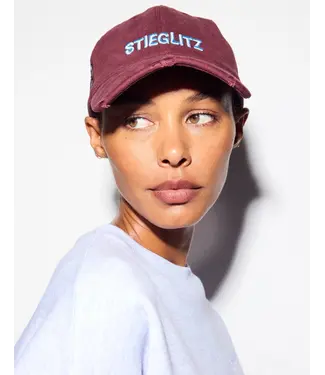 Stieglitz Stieglitz Duarte Cap Red