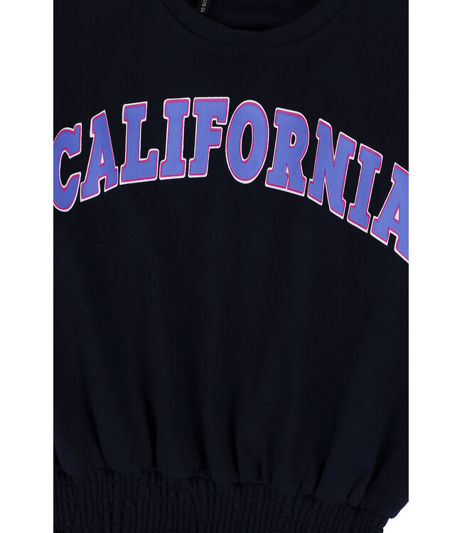 Navy t-shirt California