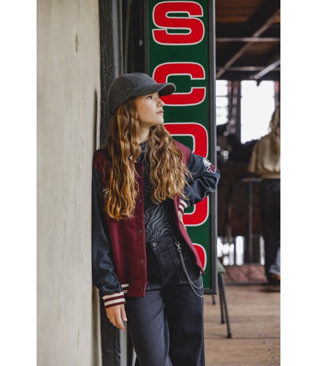 Black denim with chain belt