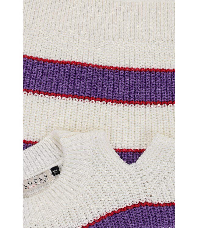 Striped knitted jumper keyholes
