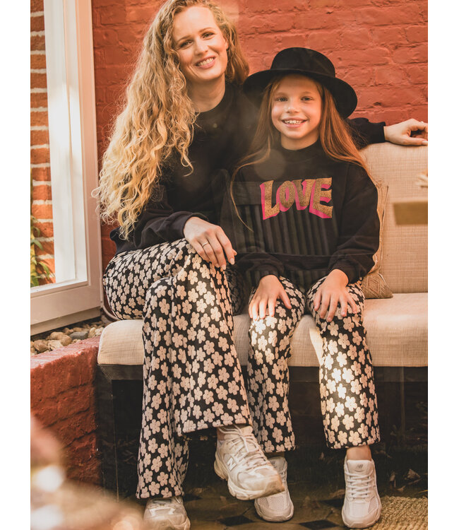 LXS Sweater Zwart Love