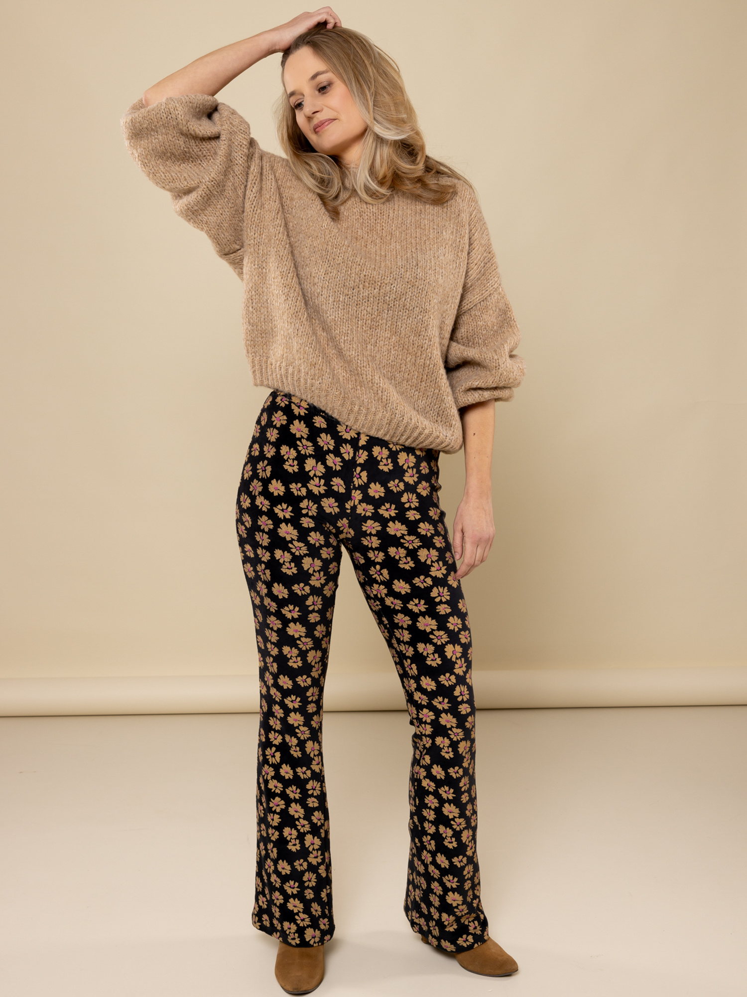 LXS VELOURS FLARED PANTS