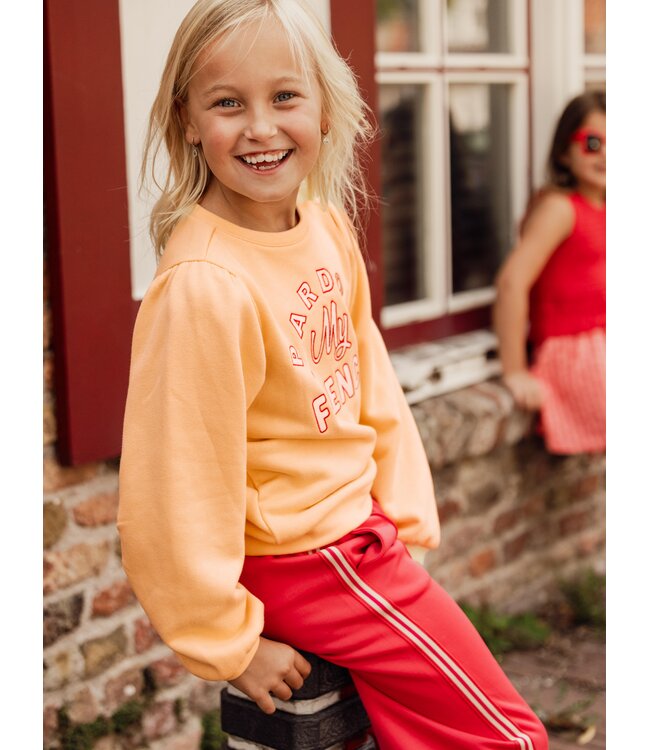 Aprikosengelber Pullover