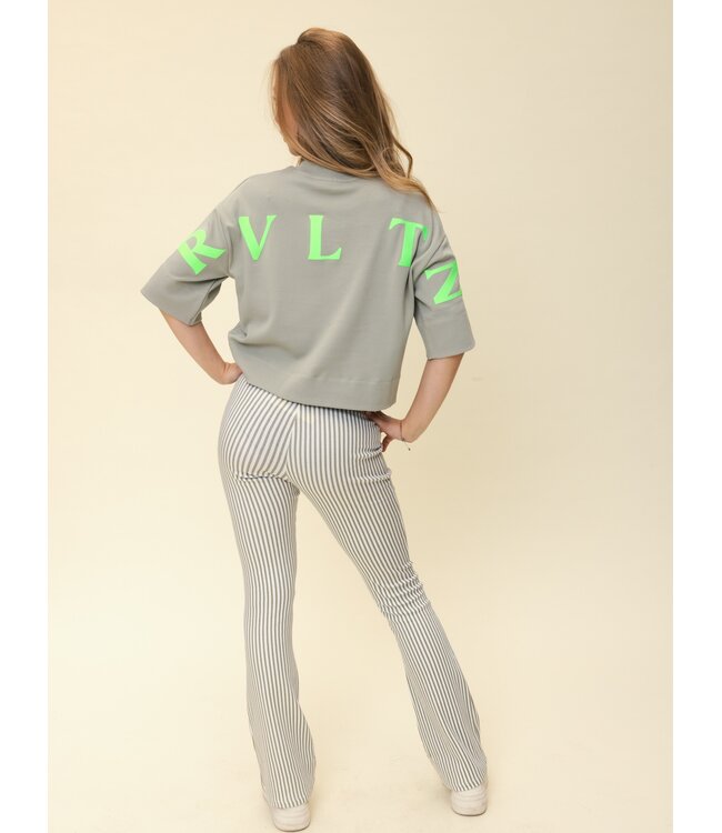 Grünes RVLTN Sweatshirt Heavy Jersey