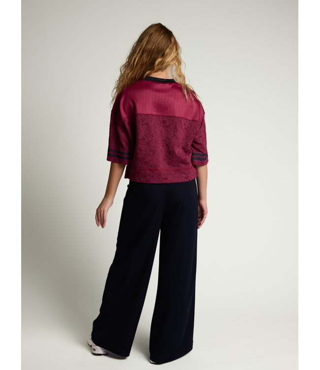 Sporty Top Lace Ruby Red