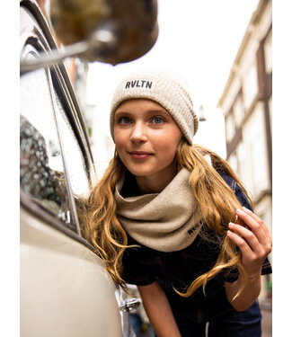 LOOXS 10sixteen Beanie gebreid Zand