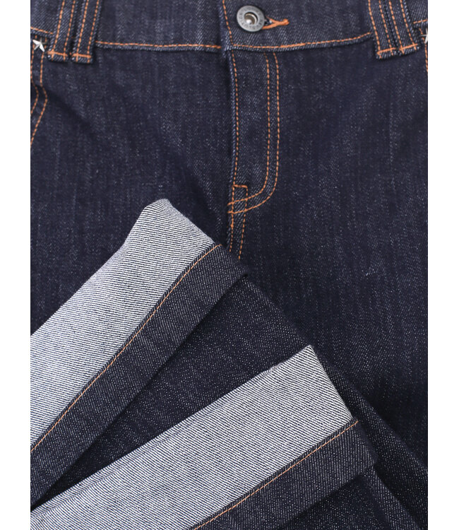 Dunkle Jeans aus Stretch-Denim