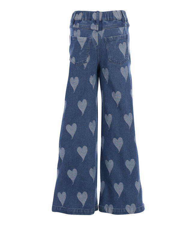 Dunkle Jeans mit Herzchenmuster