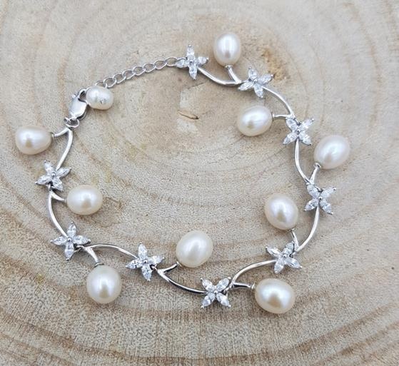 https://cdn.webshopapp.com/shops/259273/files/450081866/file.jpg