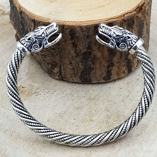 https://cdn.webshopapp.com/shops/259273/files/456793655/file.jpg