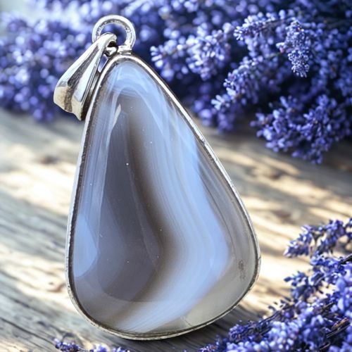 https://cdn.webshopapp.com/shops/259273/files/498016558/file.jpg