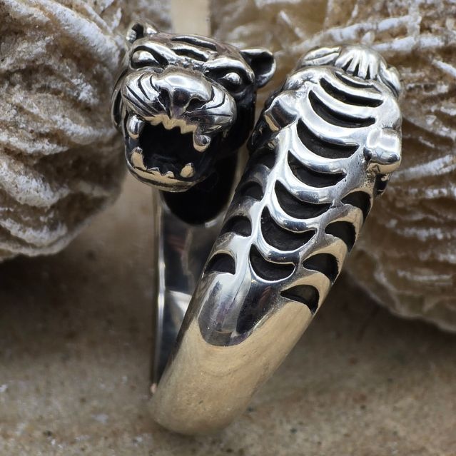 https://cdn.webshopapp.com/shops/259273/files/498968064/file.jpg