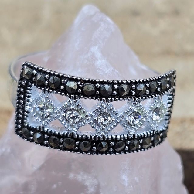 https://cdn.webshopapp.com/shops/259273/files/498969088/file.jpg