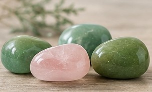 Detailfoto van edelstenen voor het hartchakra