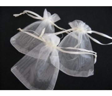 Organza zakje wit middel 10 x 15 cm