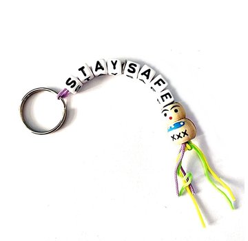 Stay safe gelukspoppetje sleutelhanger