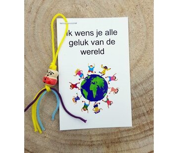 Kaartje met gelukspoppetje -  wens je alle geluk van de wereld