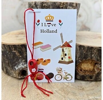 Kaartje "I Love Holland" met een houten klompje