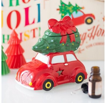 Oliebrander Auto met kerstboom