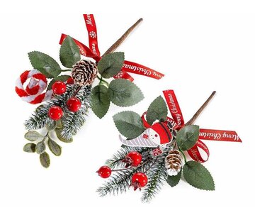 KerstBoeket met rode bessen