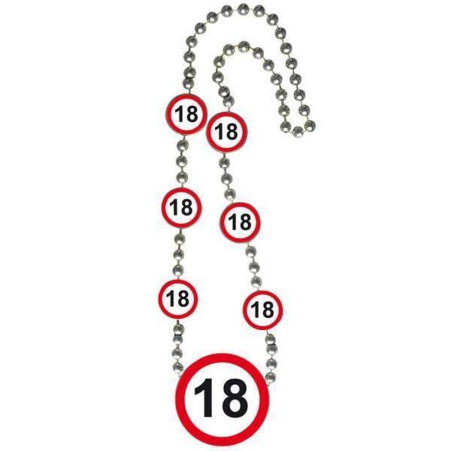 Ketting 18 jaar verkeersbord