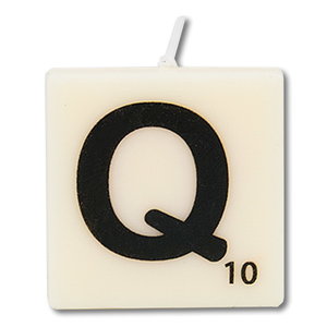 Letter kaarsje wit Q Letter kaarsje wit Q