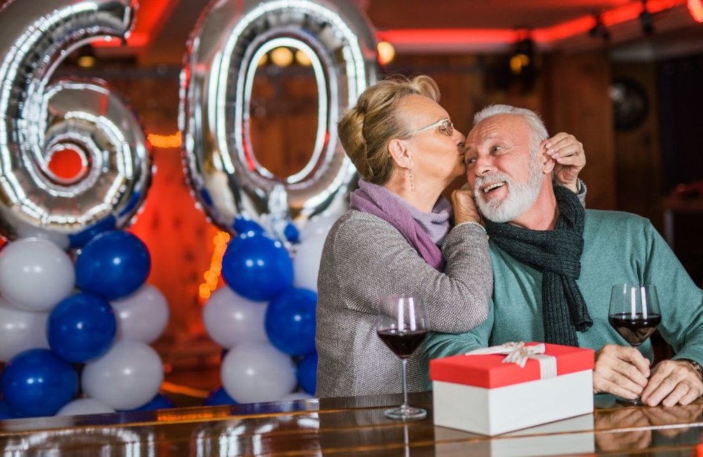 60 Jaar verjaardag vieren doe je met deze tips van Feestartikelen.be