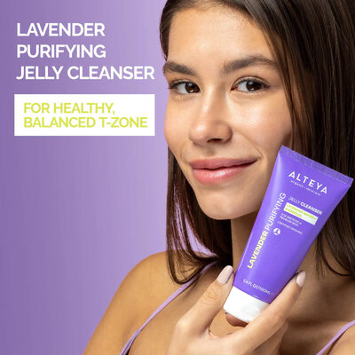 Alteya Organics Lavender Purifying Jelly Cleanser met organisch lavendelwater en bisabolol