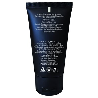 Living Nature Tinted Moisturiser Day Light 50ml