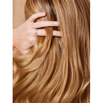 Khadi Hair colour medium blond