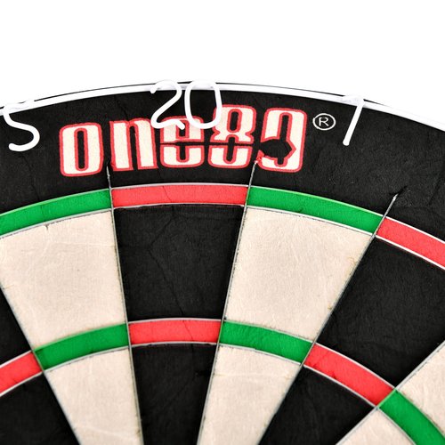 ONE80 One80 Gladiator 3 Plus - Professional Dartboard