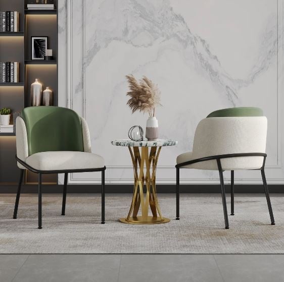 Stoelwielen plaatsen bij schuine poten