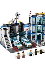 LEGO LEGO 7498 Politiebureau groot CITY