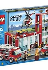 LEGO LEGO 7208 Brandweerstation + ladderwagen + auto + kat in boom CITY