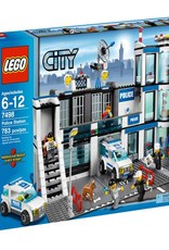 LEGO LEGO 7498 Politiebureau groot CITY