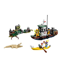 LEGO 70419 Wrecked Shrimp Boat - HIDDEN SIDE