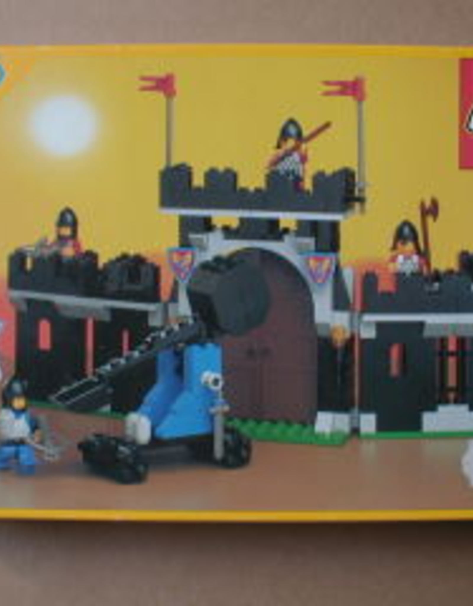 LEGO LEGO 6059 Knight's Stronghold  LEGOLAND