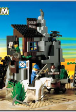 LEGO LEGO 6761 Bandit's Secret Hide-Out SYSTEM Zonder doos Met Boekje Gebruikt
