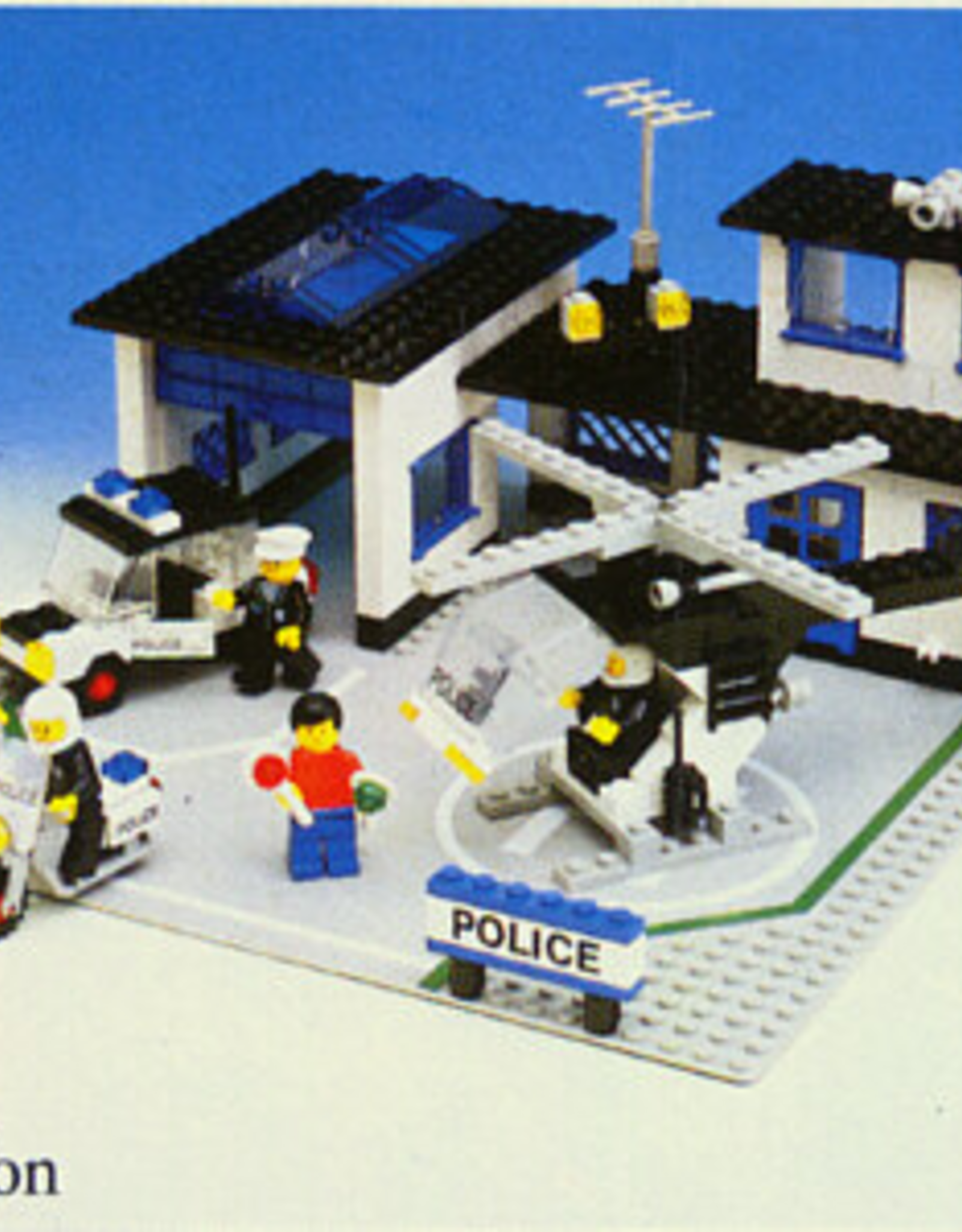 LEGO LEGO 6384 Police Station LEGOLAND