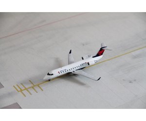 ジェミニ200　CRJ900　デルタ（SW）航空　1/200　ダイキャスト製 ジェミニ200 CRJ900 デルタ（SW）航空 1/200 ダイキャスト製