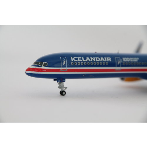 Gemini Jets 1:200 Iceland Air "100Years Independence" B757-300 Gemini Jets 1:200 Iceland Air "100Years Independence" B757-300