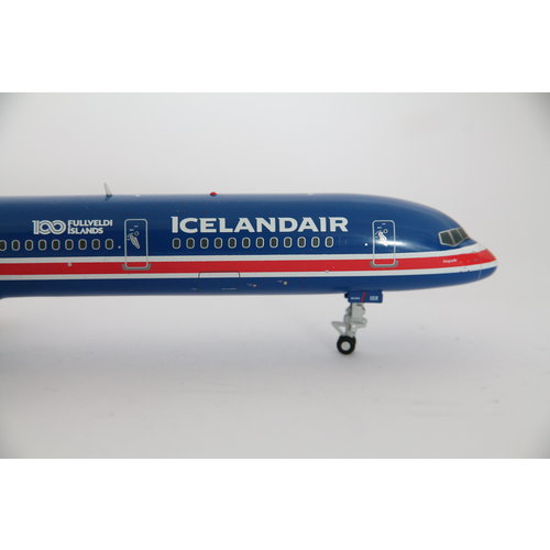 Gemini Jets 1:200 Iceland Air "100Years Independence" B757-300 Gemini Jets 1:200 Iceland Air "100Years Independence" B757-300