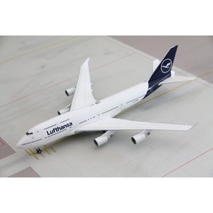 Herpa 1:200 Lufthansa B747-400