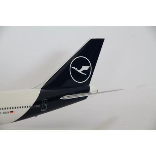 Herpa 1:200 Lufthansa B747-400